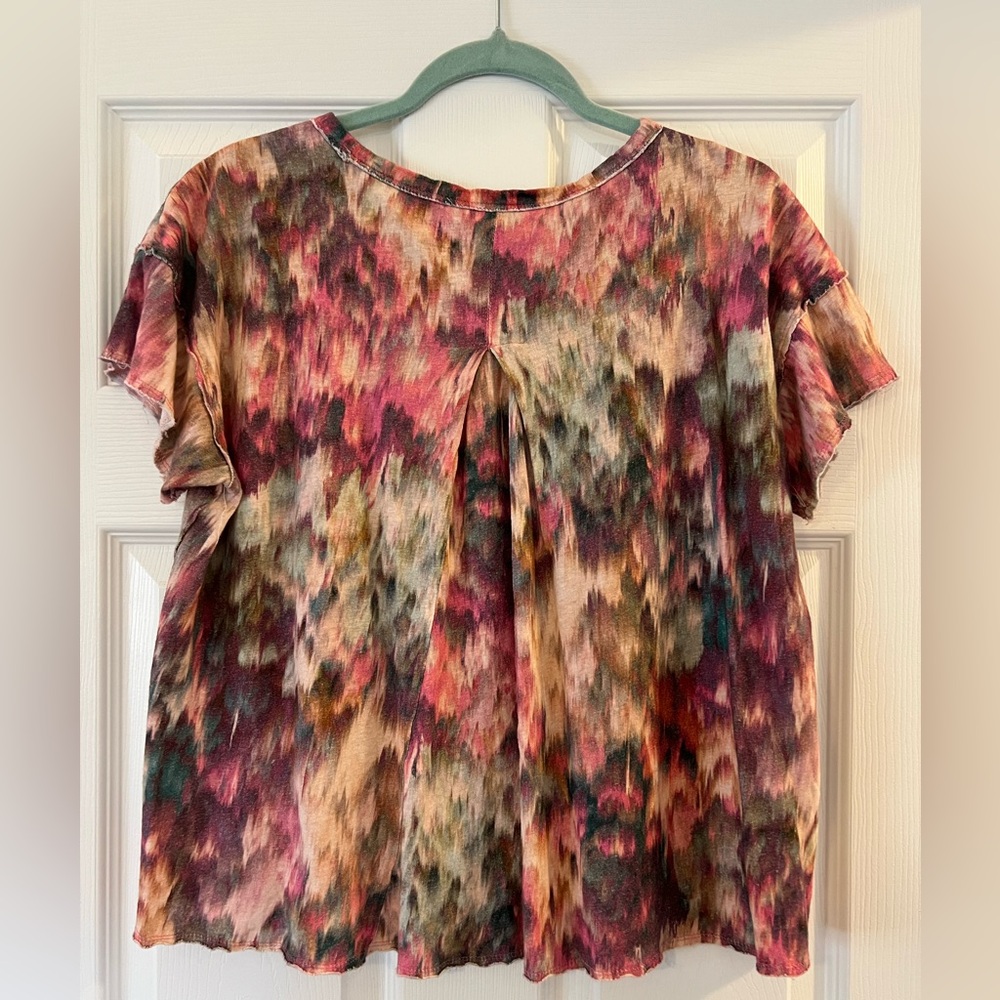 Anthropologie Pilcro colorful abstract tee size Medium - Picture 3 of 6